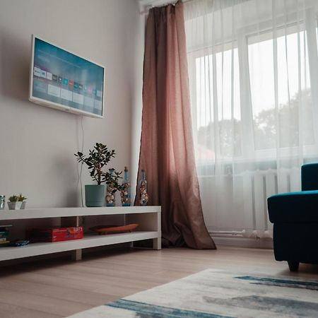 Rigas Ielas Apartamenti 1 Apartment Valmiera Ngoại thất bức ảnh